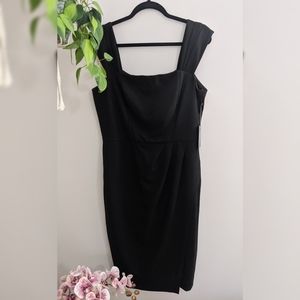 Vince Camuto little black dress